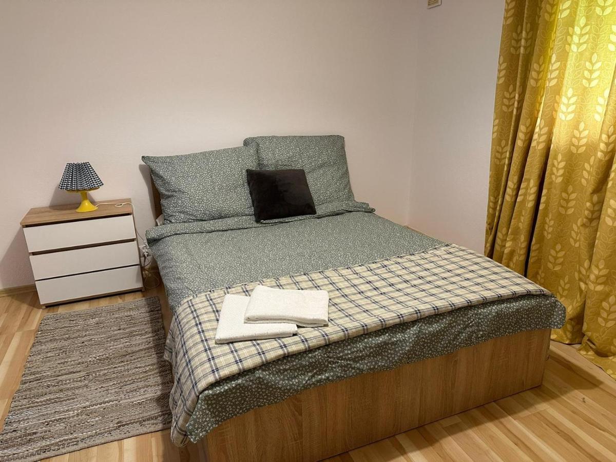 Mirabella House Apartment Rzeszow Ngoại thất bức ảnh