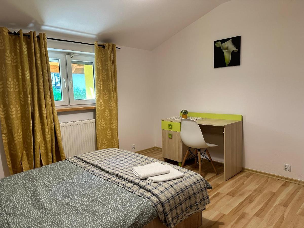 Mirabella House Apartment Rzeszow Ngoại thất bức ảnh