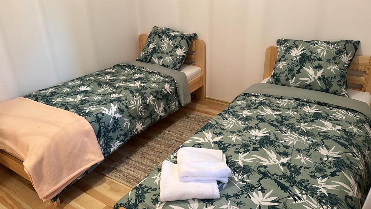 Mirabella House Apartment Rzeszow Ngoại thất bức ảnh